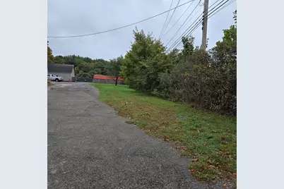 304 Cox St, Hudson, MA 01749 - Photo 2