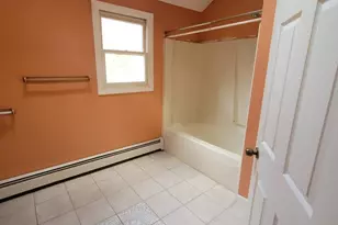 620 Henshaw St, Leicester, MA 01542 - Photo 28