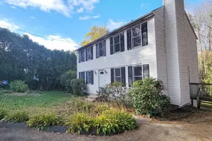 620 Henshaw St, Leicester, MA 01542 - Photo 2