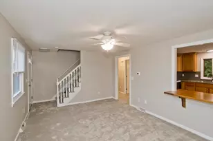 105 Mazarin St, Springfield, MA 01151 - Photo 8