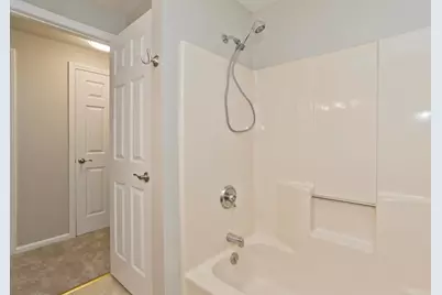 105 Mazarin St, Springfield, MA 01151 - Photo 14