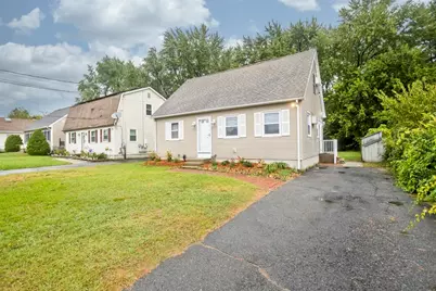 105 Mazarin St, Springfield, MA 01151 - Photo 2