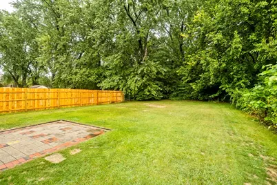 105 Mazarin St, Springfield, MA 01151 - Photo 4