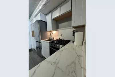 285 Lynn Shore Dr #203, Lynn, MA 01902 - Photo 6