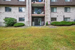 5 Greenbriar Dr, North Reading, MA 01864 - Photo 2