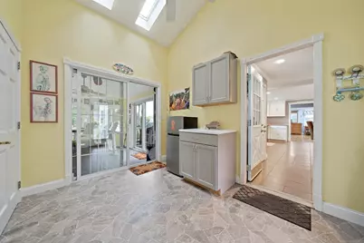 16 Jay Rd, Weymouth, MA 02190 - Photo 4