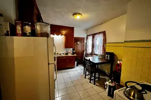 63 Sycamore St, Somerville, MA 02145 - Photo 1