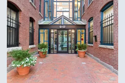 9-17 Harcourt St #503, Boston, MA 02116 - Photo 2