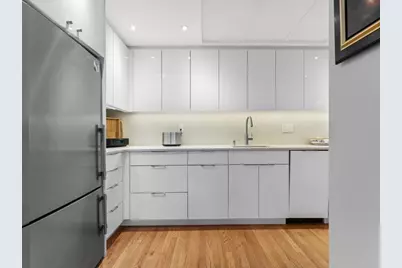 9-17 Harcourt St #503, Boston, MA 02116 - Photo 8