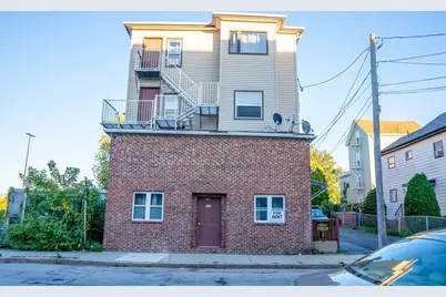 118 Jefferson St, Fall River, MA 02721 - Photo 1