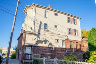 118 Jefferson St, Fall River, MA 02721 - Photo 2