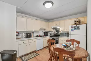 85 Commons Dr, Shrewsbury, MA 01545 - Photo 4