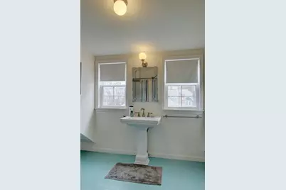132 Eleventh Street, Providence, RI 02906 - Photo 20