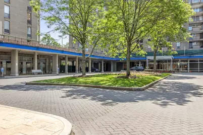 33 Pond Ave #919, Brookline, MA 02445 - Photo 4