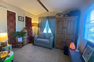 51 Crest Dr, Wareham, MA 02576 - Photo 8