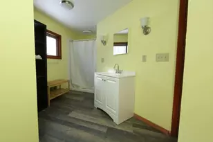 8 Thayer Rd, Monroe, MA 01350 - Photo 16