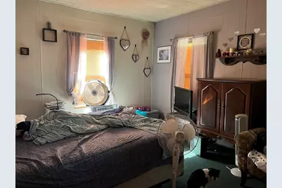 74 S Maple Street, Westfield, MA 01085 - Photo 10