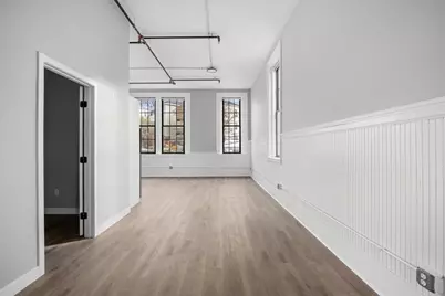 22 Waverly St, Worcester, MA 01604 - Photo 12