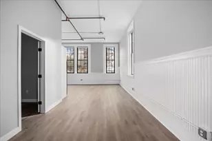 22 Waverly St, Worcester, MA 01604 - Photo 12