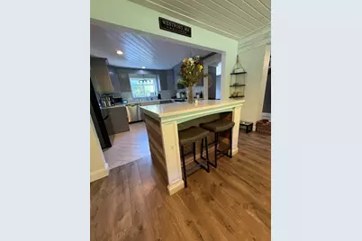 29 Union Ave, Westport, MA 02790 - Photo 2