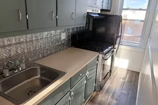 303 Cambnridge St, Fall River, MA 02721 - Photo 8