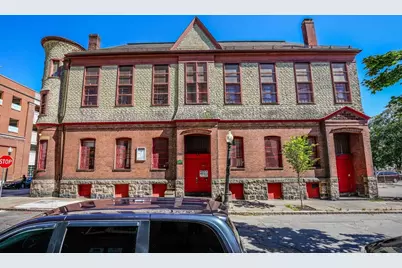 636 Purchase St, New Bedford, MA 02740 - Photo 4