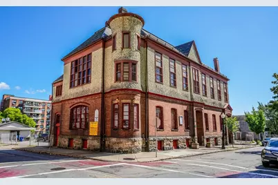 636 Purchase St, New Bedford, MA 02740 - Photo 6