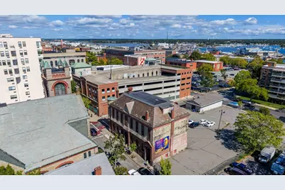 636 Purchase St, New Bedford, MA 02740 - Photo 2