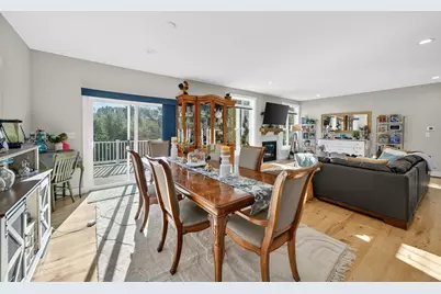 124 Tiffany St, Attleboro, MA 02703 - Photo 18