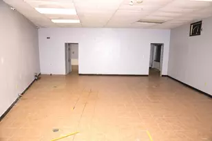 42 Branch St, Lowell, MA 01851 - Photo 8