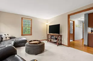 35 Stockbridge Rd, Bridgewater, MA 02324 - Photo 12