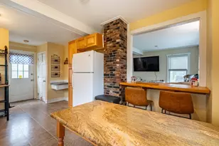 17 Middle St, Fairhaven, MA 02719 - Photo 8