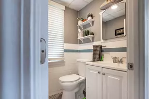 17 Middle St, Fairhaven, MA 02719 - Photo 4