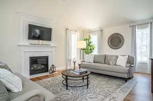 283 Plain St, Rehoboth, MA 02769 - Photo 10