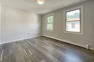 86 Washburn, Springfield, MA 01107 - Photo 6