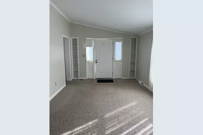 5 Juniper Cir, Rockland, MA 02370 - Photo 4