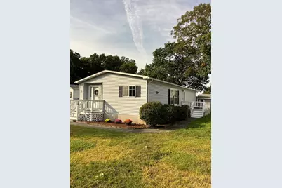 5 Juniper Cir, Rockland, MA 02370 - Photo 2