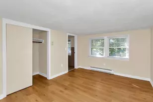 74 Woodstock St, Chicopee, MA 01020 - Photo 32