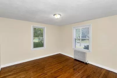74 Woodstock St, Chicopee, MA 01020 - Photo 16