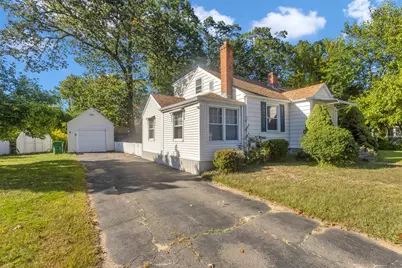 74 Woodstock St, Chicopee, MA 01020 - Photo 4