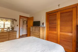 17 Morningside Ave, Adams, MA 01220 - Photo 18