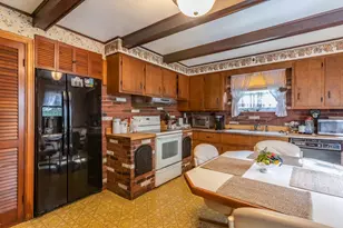 17 Morningside Ave, Adams, MA 01220 - Photo 14