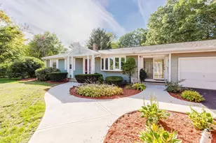 23 Colonial Way, Rehoboth, MA 02769 - Photo 2