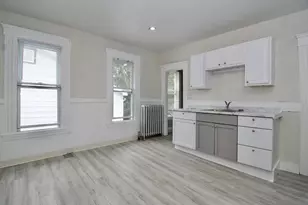 60 Howes St, Springfield, MA 01118 - Photo 24