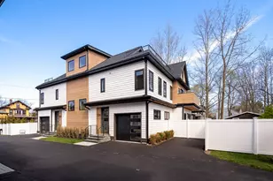 226 Auburn St, Newton, MA 02466 - Photo 40