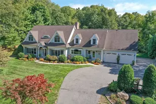 7 Western View Rd, Holyoke, MA 01040 - Photo 2