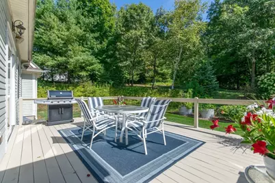 7 Western View Rd, Holyoke, MA 01040 - Photo 6