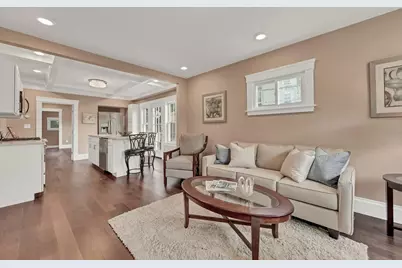 1540 Mystic Valley Pkwy #1, Medford, MA 02155 - Photo 4