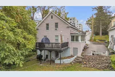 23 Dryden St, Worcester, MA 01605 - Photo 4