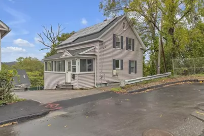 23 Dryden St, Worcester, MA 01605 - Photo 1